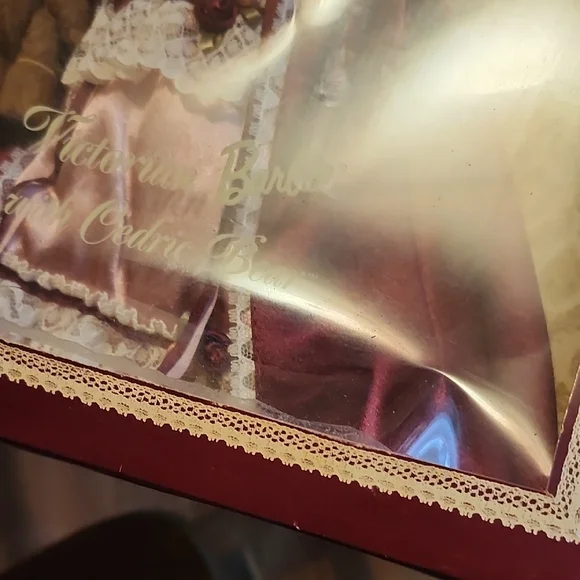 Victorian Barbie Doll with Purple Dress - Picture 12 of 12